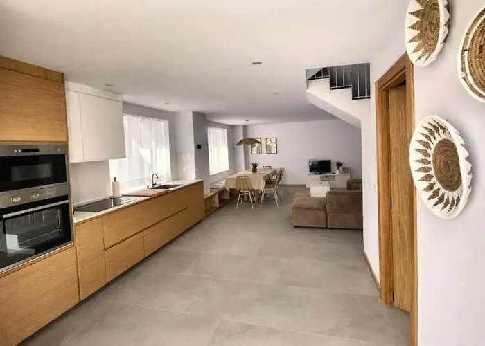 別荘 Casa De Piedra Con Encanto L Patio Privado L Playa A 2 Minutos *