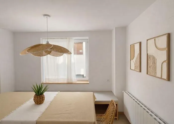 Casa De Piedra Con Encanto L Patio Privado L Playa A 2 Minutos Сasa de vacaciones Castro Urdiales