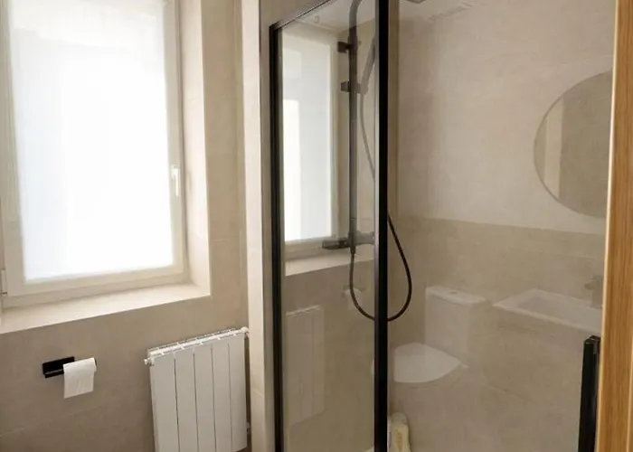 Сasa de vacaciones Casa De Piedra Con Encanto L Patio Privado L Playa A 2 Minutos