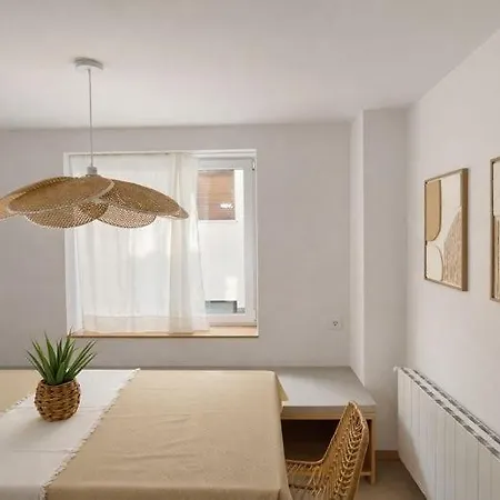 Casa De Piedra Con Encanto L Patio Privado L Playa A 2 Minutos Hébergement de vacances Castro Urdiales