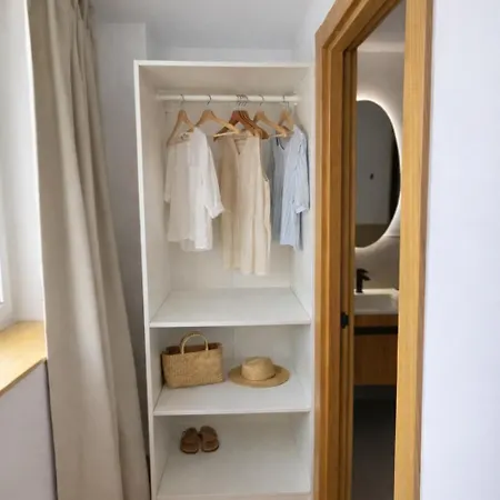 Hébergement de vacances Casa De Piedra Con Encanto L Patio Privado L Playa A 2 Minutos