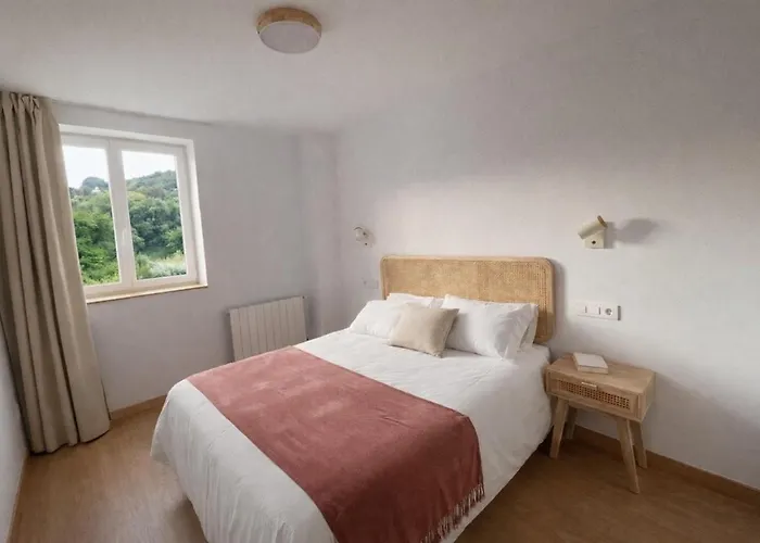 Casa De Piedra Con Encanto L Patio Privado L Playa A 2 Minutos * Castro Urdiales