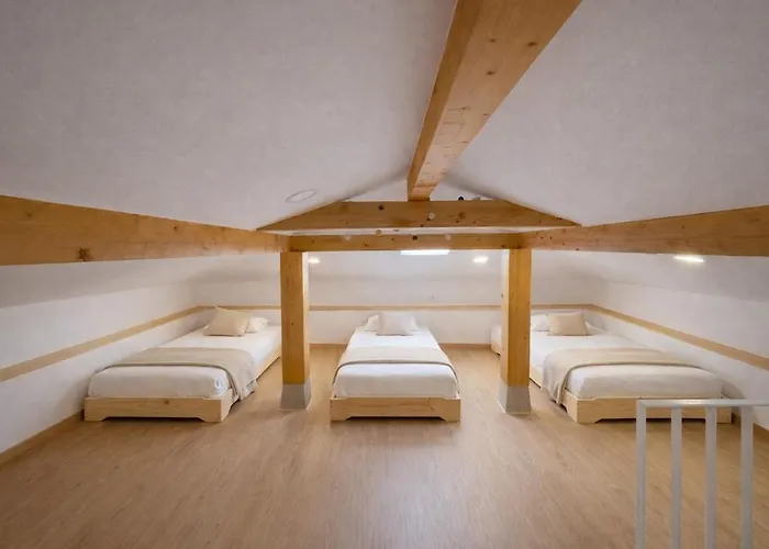 Casa De Piedra Con Encanto L Patio Privado L Playa A 2 Minutos * Castro Urdiales