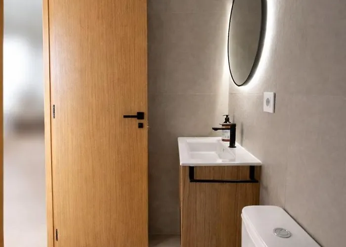 Casa De Piedra Con Encanto L Patio Privado L Playa A 2 Minutos Castro Urdiales